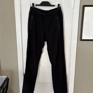 Lululemon Men's Black Surge Athletic Fit Straight Leg Sweatpants